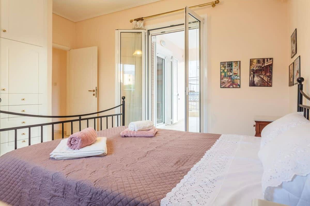 Spacious Urban Haven-Family Home, Perfect Location Kalamata Exteriér fotografie