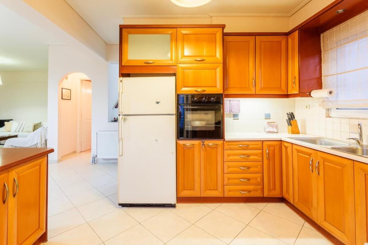Spacious Urban Haven-Family Home, Perfect Location Kalamata Exteriér fotografie
