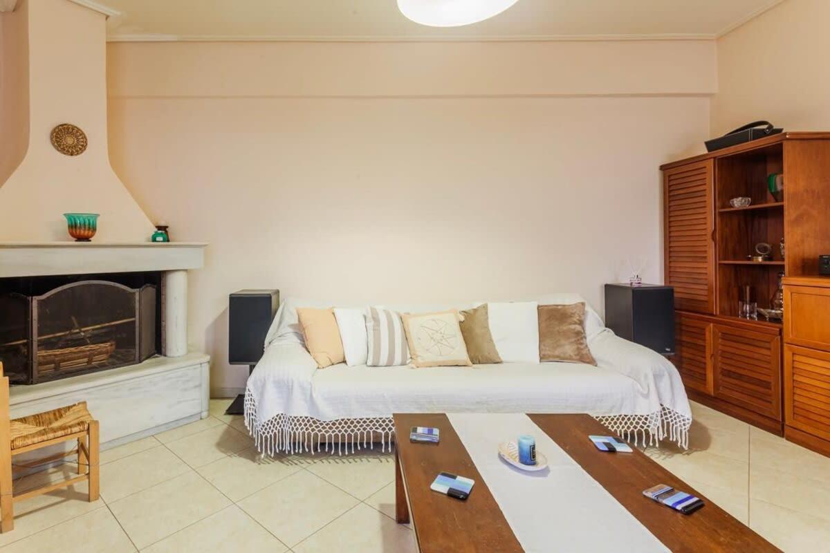 Spacious Urban Haven-Family Home, Perfect Location Kalamata Exteriér fotografie